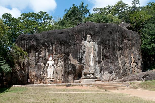 Kelaniya-Buddhist-Temple