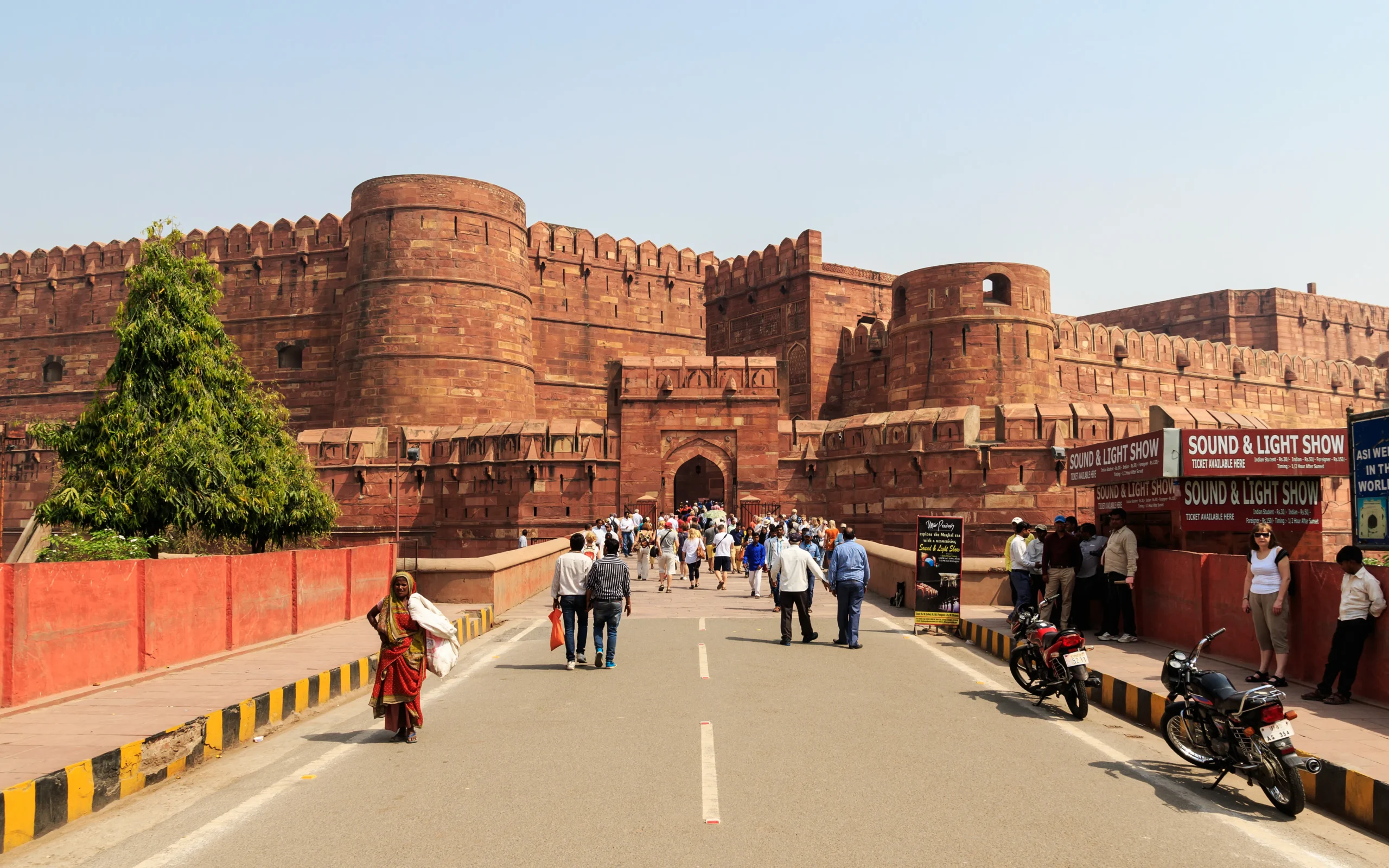 red fort agra
