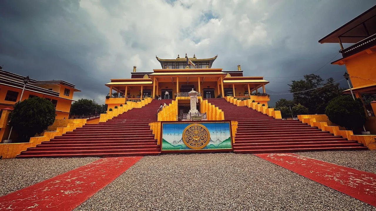 namgyal-monastery-dharamshala-himachal-pradesh-tri